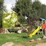 Nuraghe Putzu Canu 컨트리하우스 *
